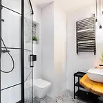 Vacationclub - Komuny Paryskiej 30 3 公寓