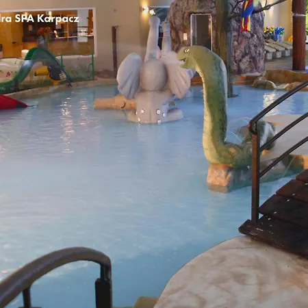Vacationclub - Komuny Paryskiej 30 3 公寓
