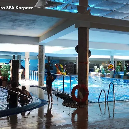Vacationclub - Komuny Paryskiej 30 3 公寓 *