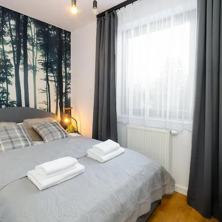 아파트 Vacationclub - Komuny Paryskiej 30 3 카르파츠